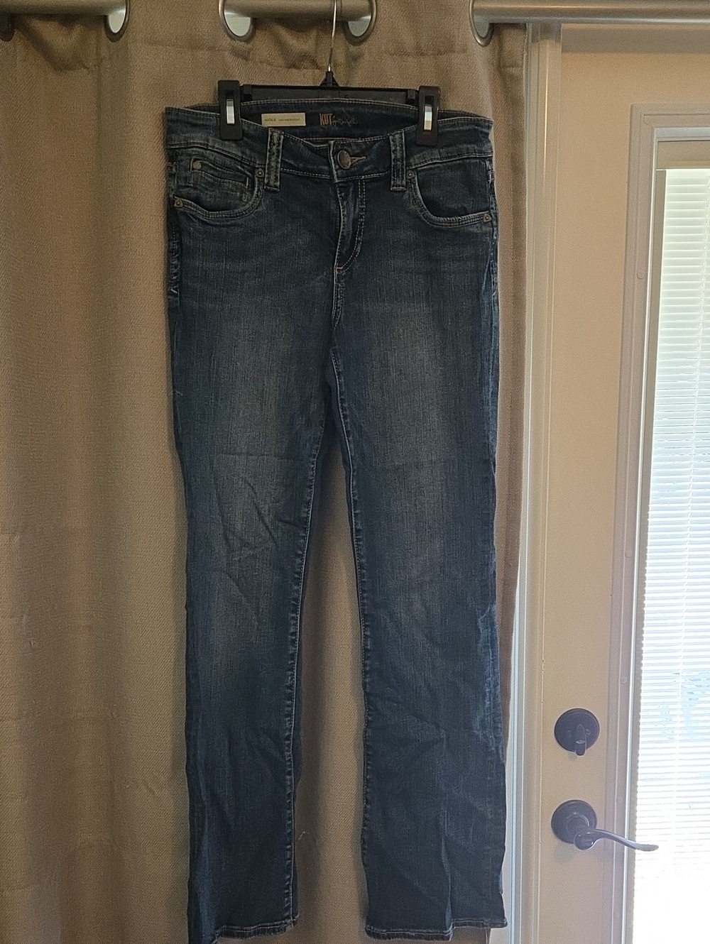 Kut from the Kloth Women's Medium-Dark Blue Straight Leg Jeans